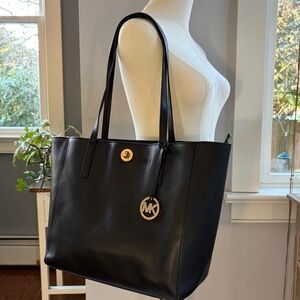 Michael Kors Rivington Large Black Leather Tote Bag Turn Lock Shoulder Satchel